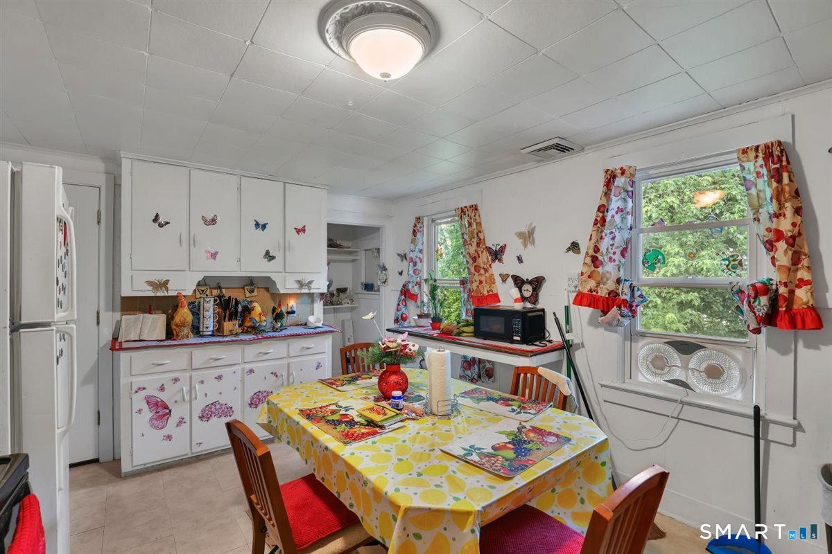 18 North 3rd Street Meriden CT 06451