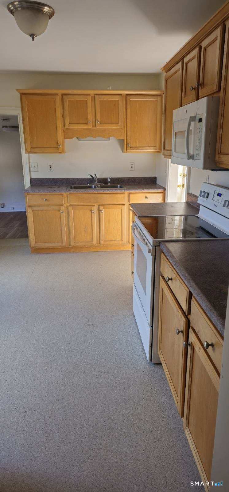 433 Main Street New Hartford CT 06057