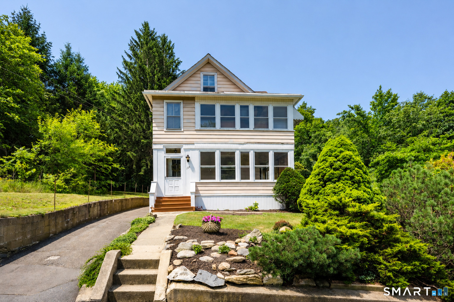 108 Pleasant Street Torrington CT 06790