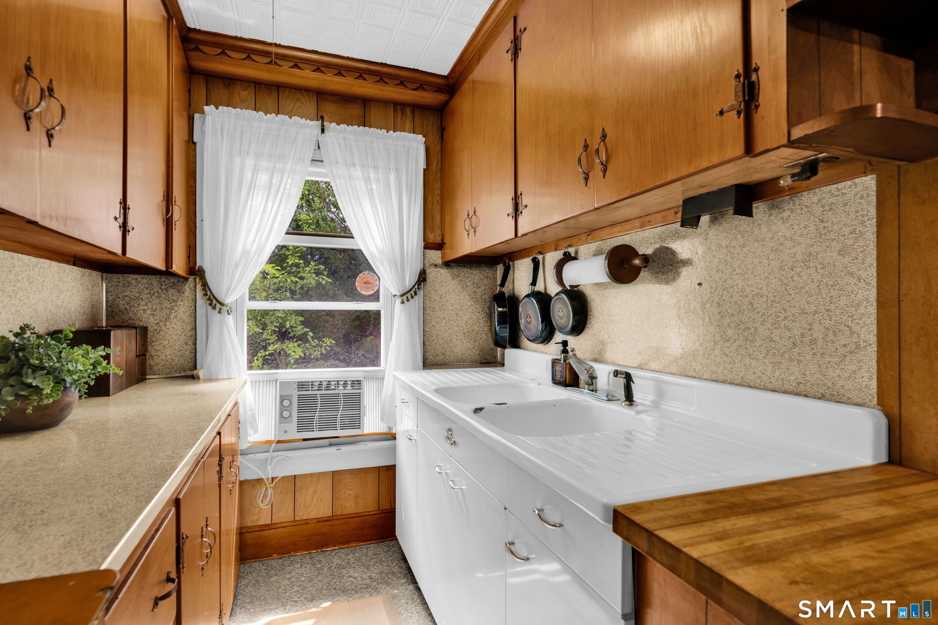 108 Pleasant Street Torrington CT 06790