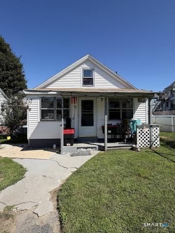 21-23 Oxford Ave16-18 West Street Dudley MA 01571