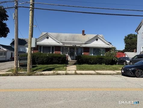 21-23 Oxford Ave16-18 West Street Dudley MA 01571