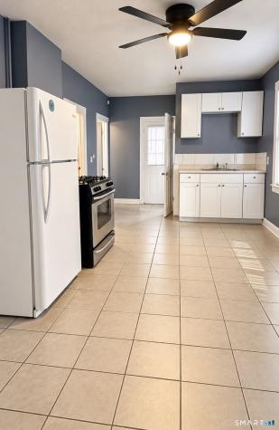 39 Babcock Street Hartford CT 06106