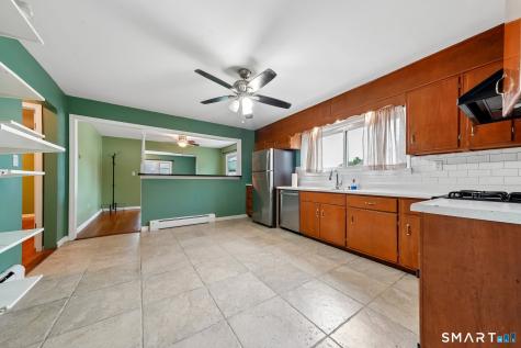 359-361 Pacific Street Bridgeport CT 06604