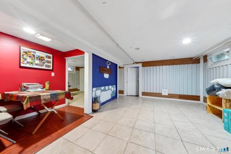 359-361 Pacific Street Bridgeport CT 06604