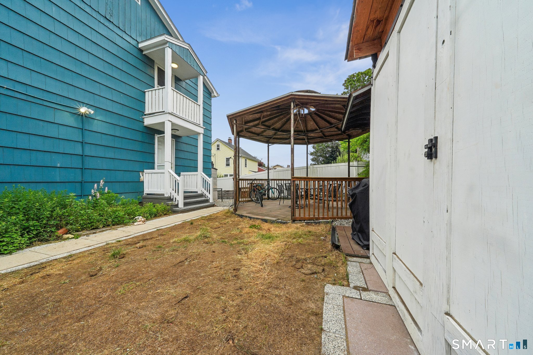 359-361 Pacific Street Bridgeport CT 06604