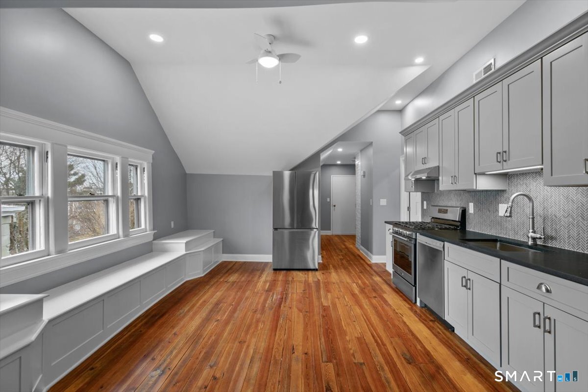24 Howard Avenue New Haven CT 06519