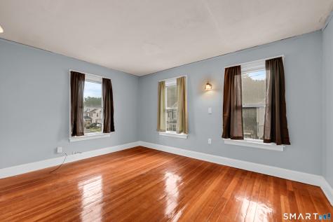 25 Hartford Avenue Enfield CT 06082