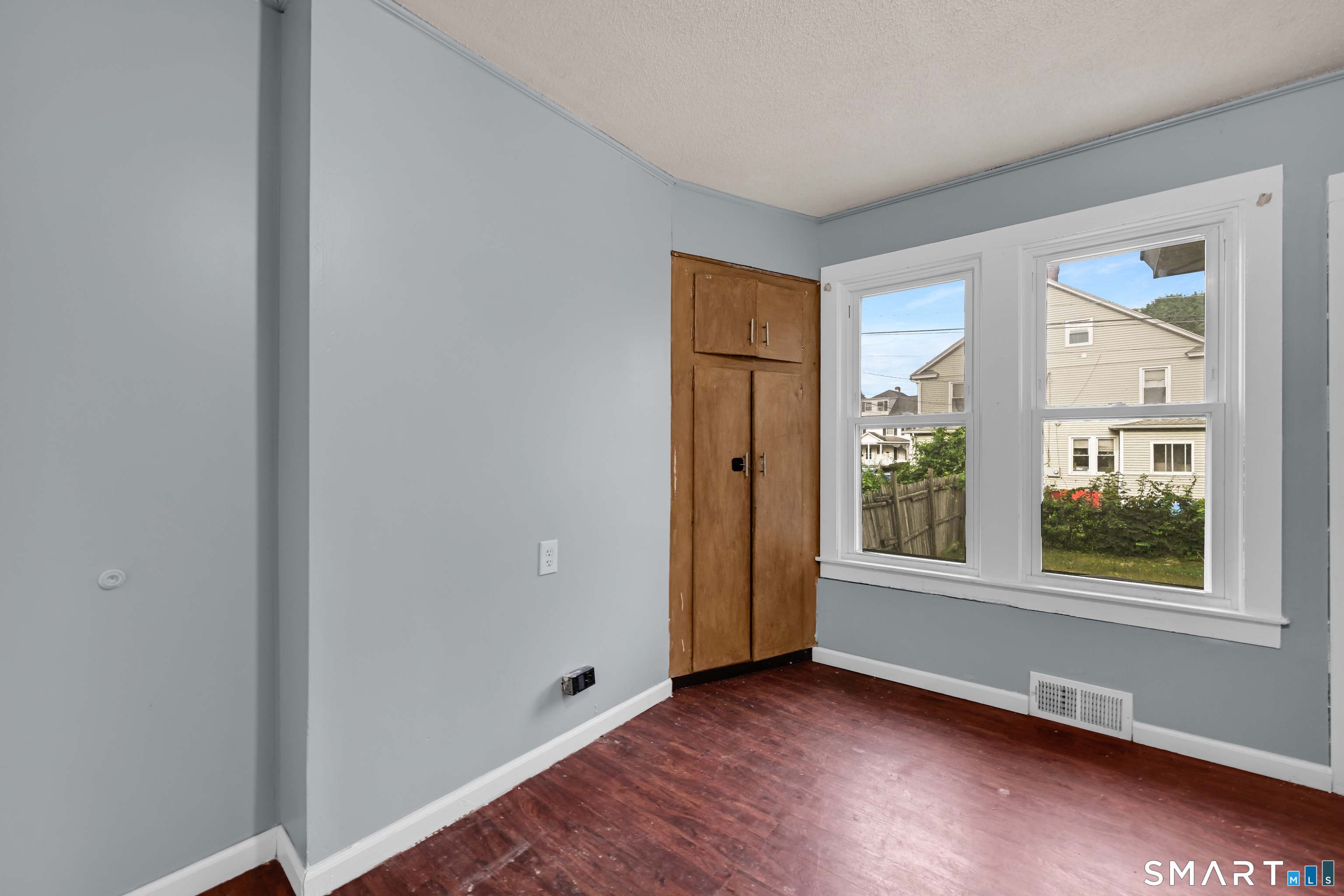 25 Hartford Avenue Enfield CT 06082