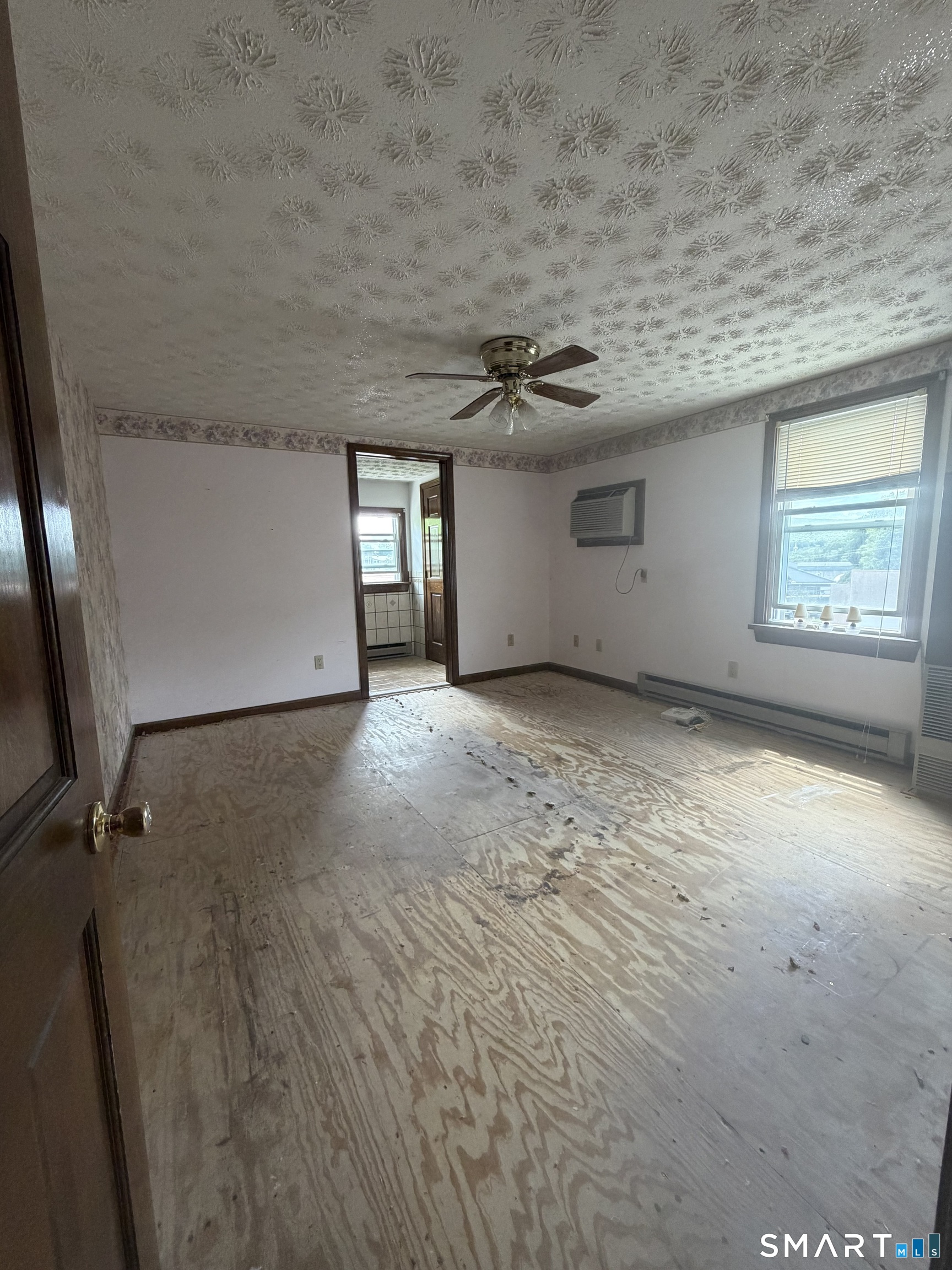 472 West Street Bristol CT 06010