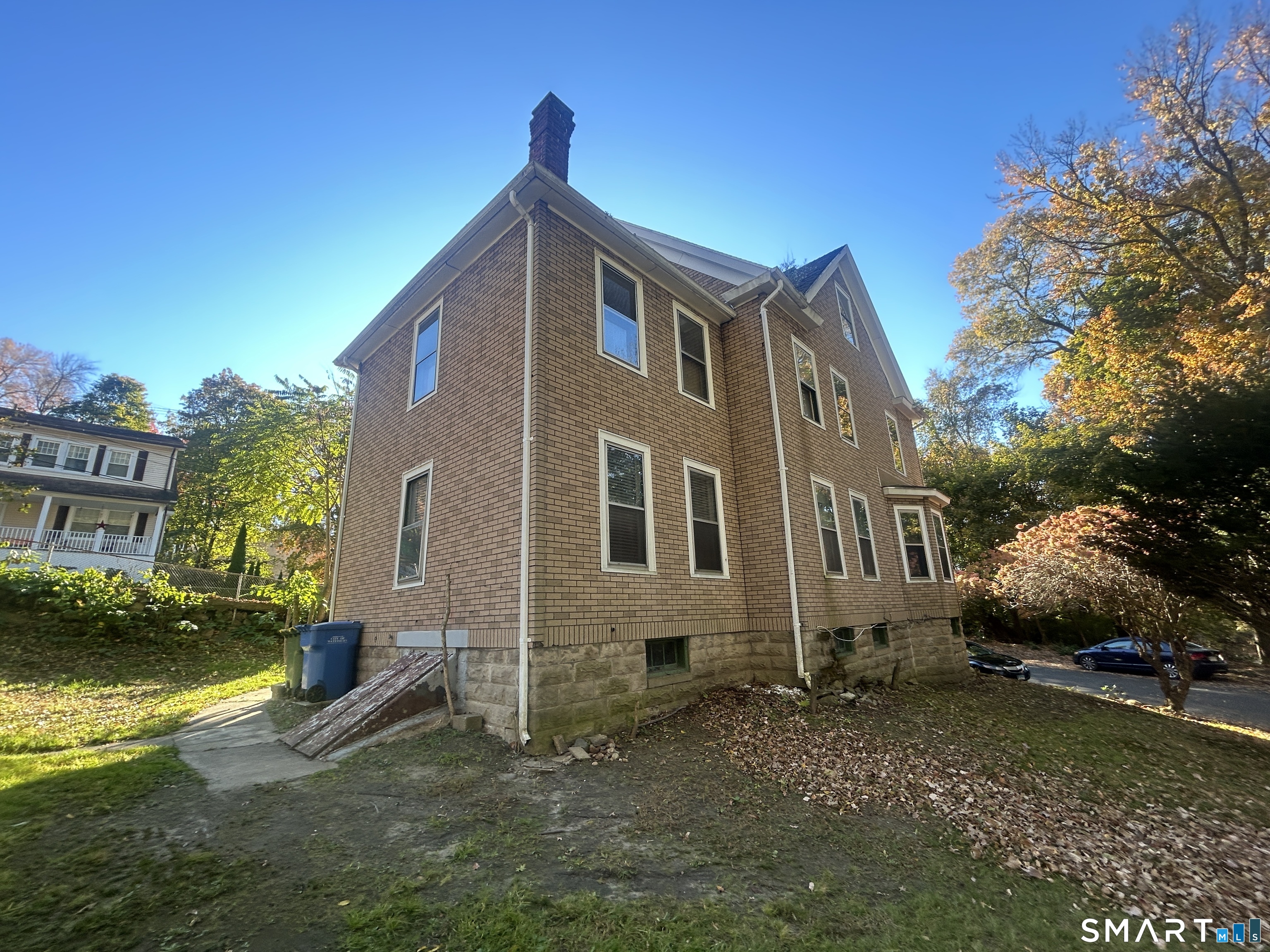 578 Columbia Blvd Extension Waterbury CT 06701
