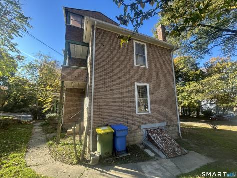 578 Columbia Blvd Extension Waterbury CT 06701