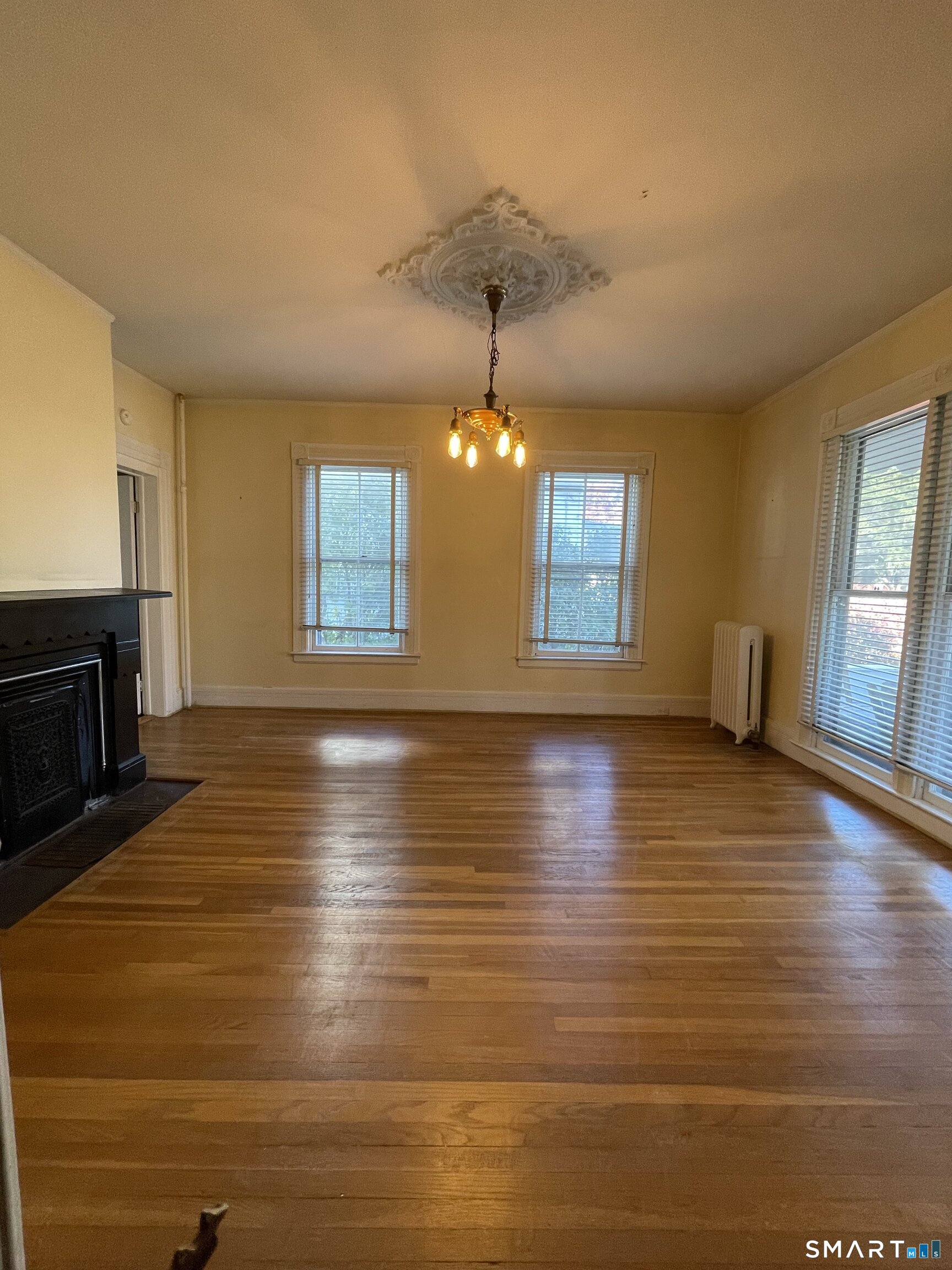 52 Oneco Street Norwich CT 06360