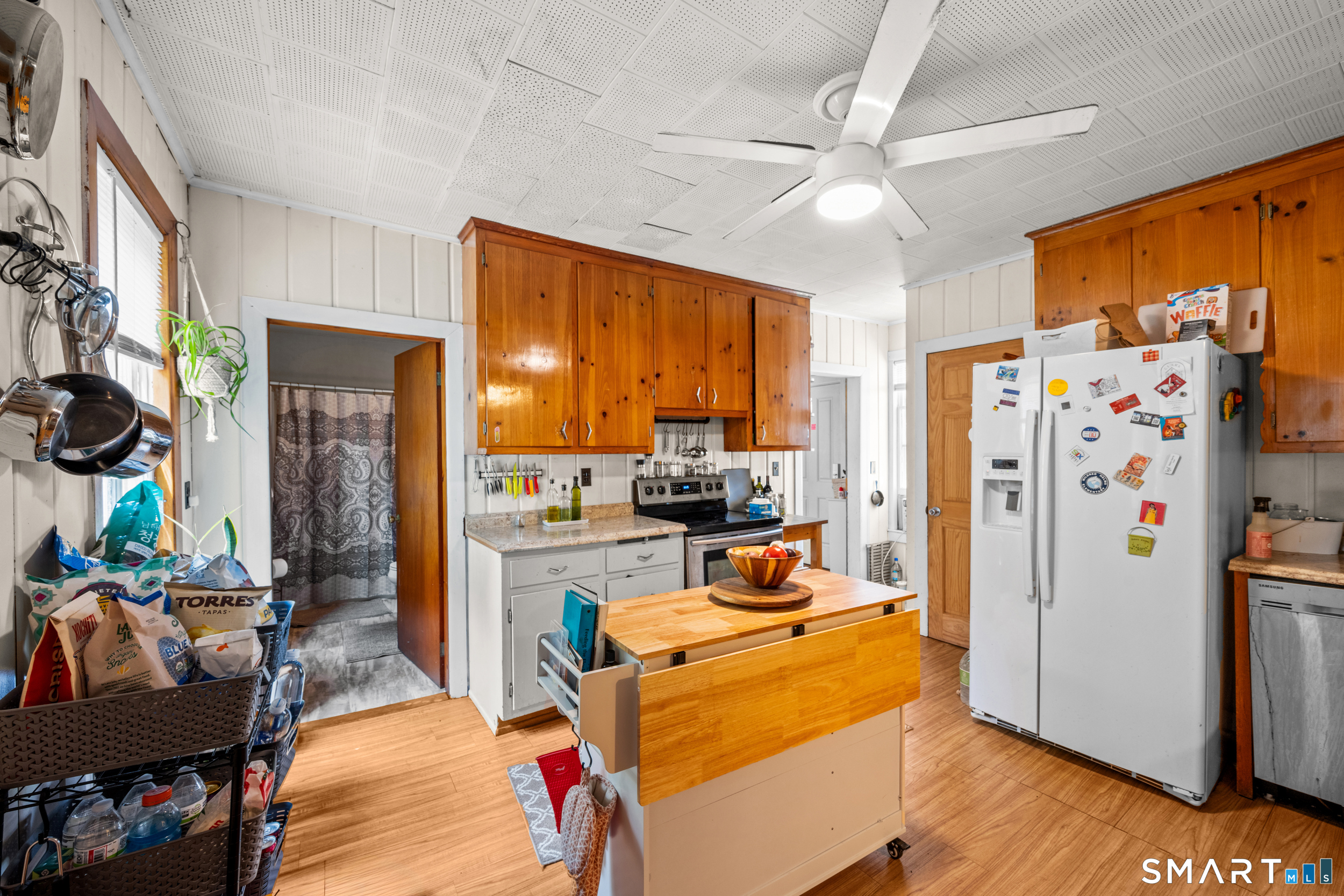 52 Oneco Street Norwich CT 06360