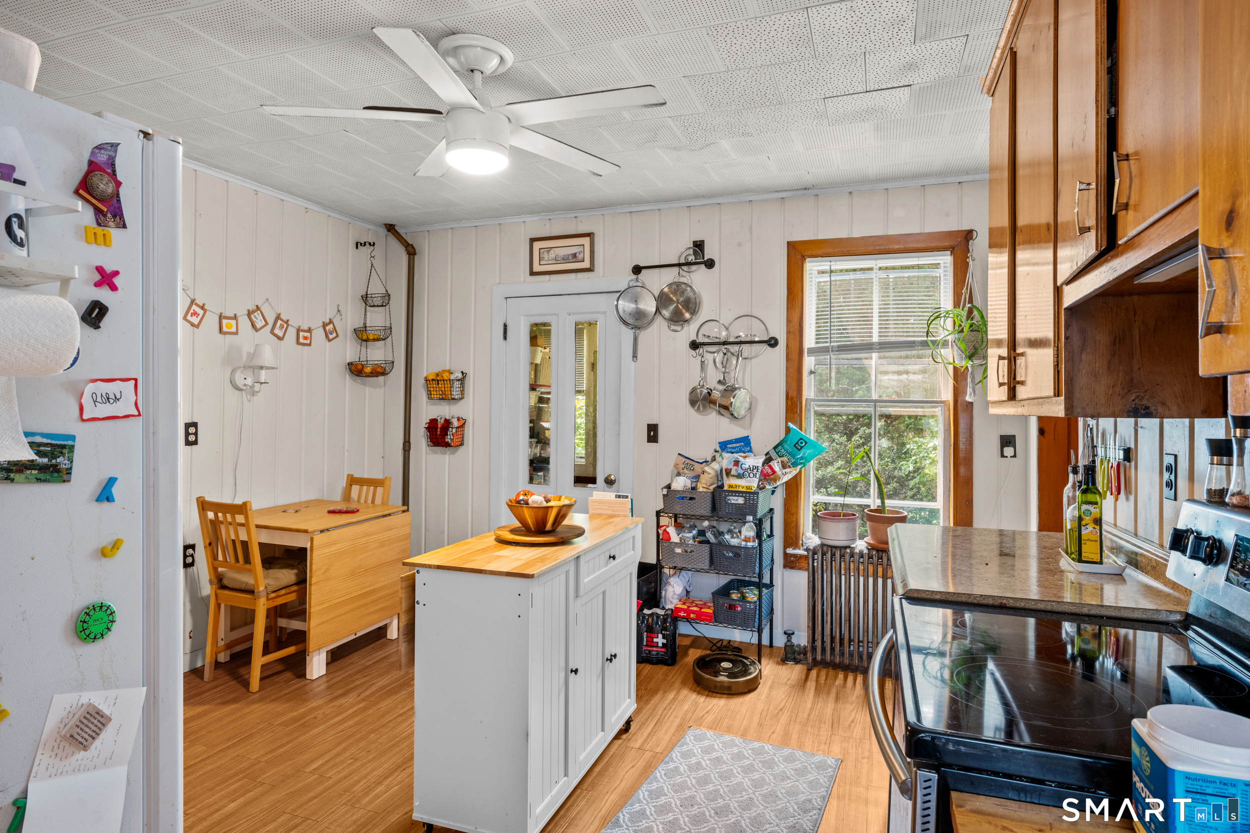 52 Oneco Street Norwich CT 06360