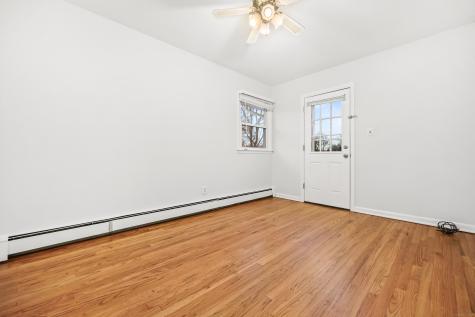 33 Dora Street Stamford CT 06902