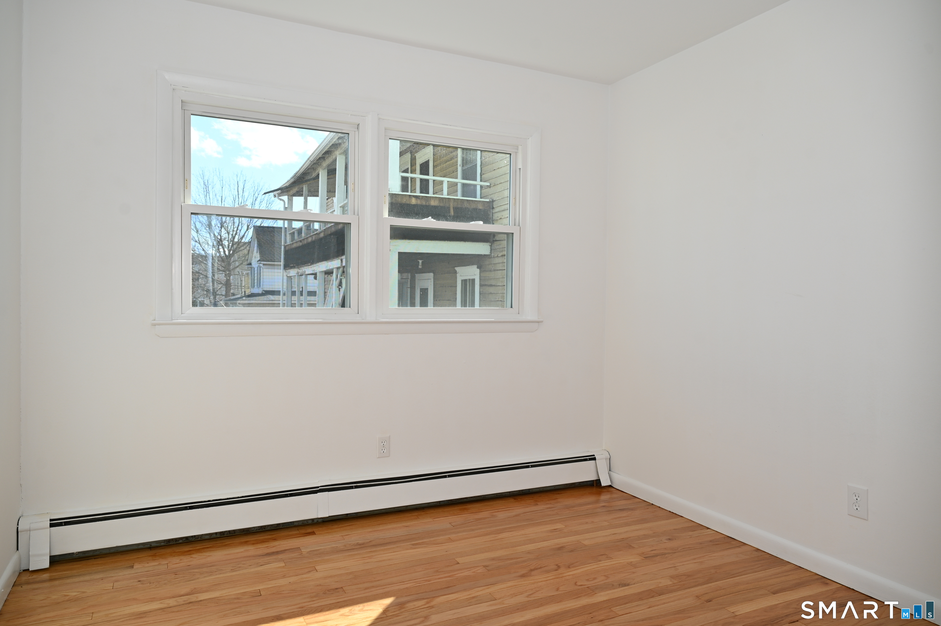 33 Dora Street Stamford CT 06902