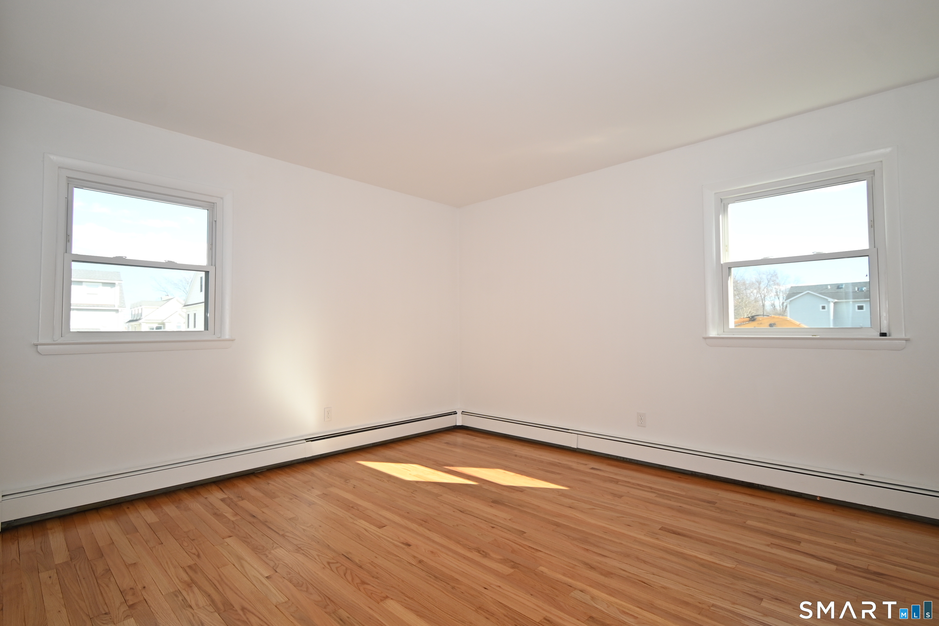 33 Dora Street Stamford CT 06902