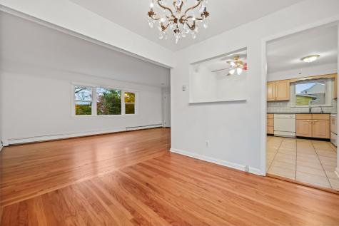 33 Dora Street Stamford CT 06902