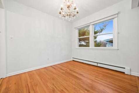 33 Dora Street Stamford CT 06902