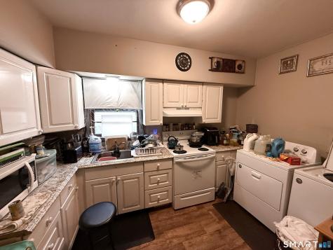 37-39 Hotchkiss Street Middletown CT 06457