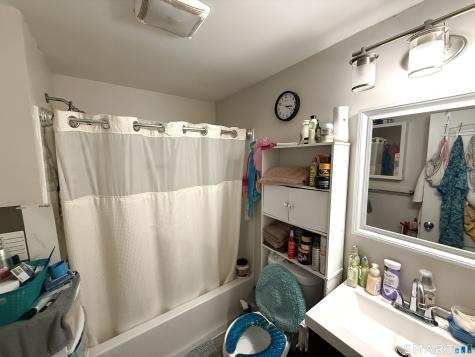 37-39 Hotchkiss Street Middletown CT 06457