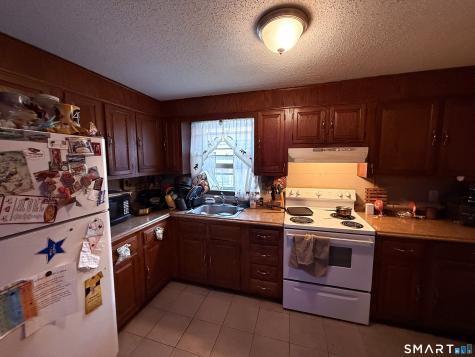 37-39 Hotchkiss Street Middletown CT 06457