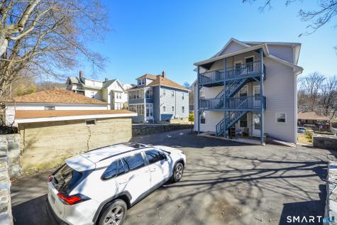 81 Myrtle Avenue Ansonia CT 06401