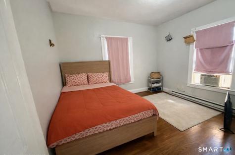 125 Willow Street Meriden CT 06450