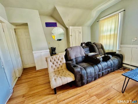 125 Willow Street Meriden CT 06450