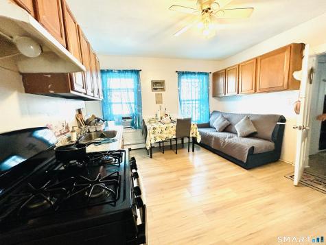 125 Willow Street Meriden CT 06450
