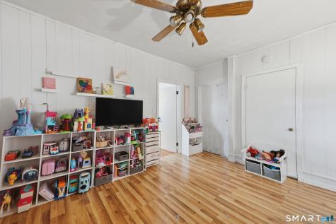 23 North 3rd Street Meriden CT 06451