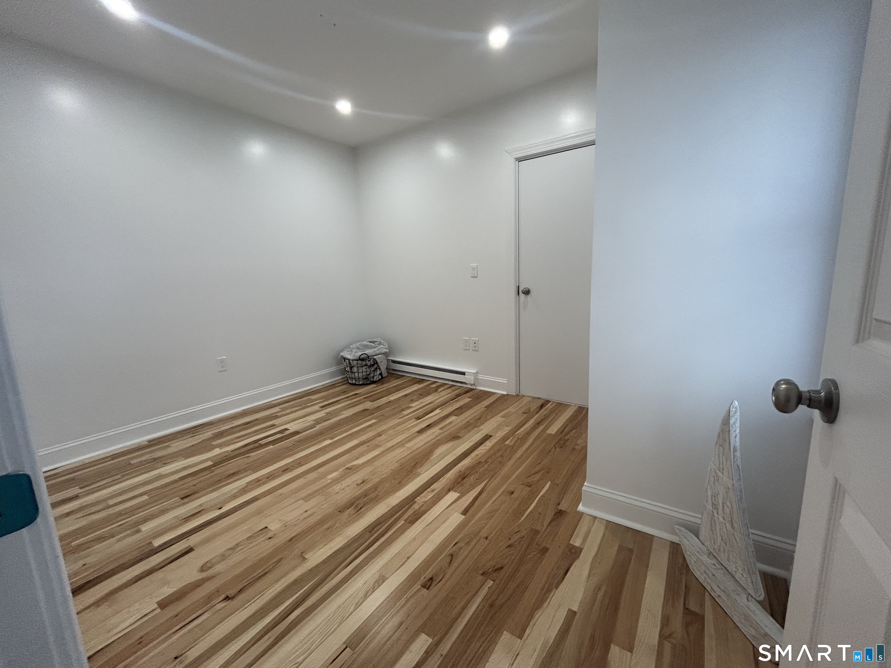 198 Montauk Avenue New London CT 06320