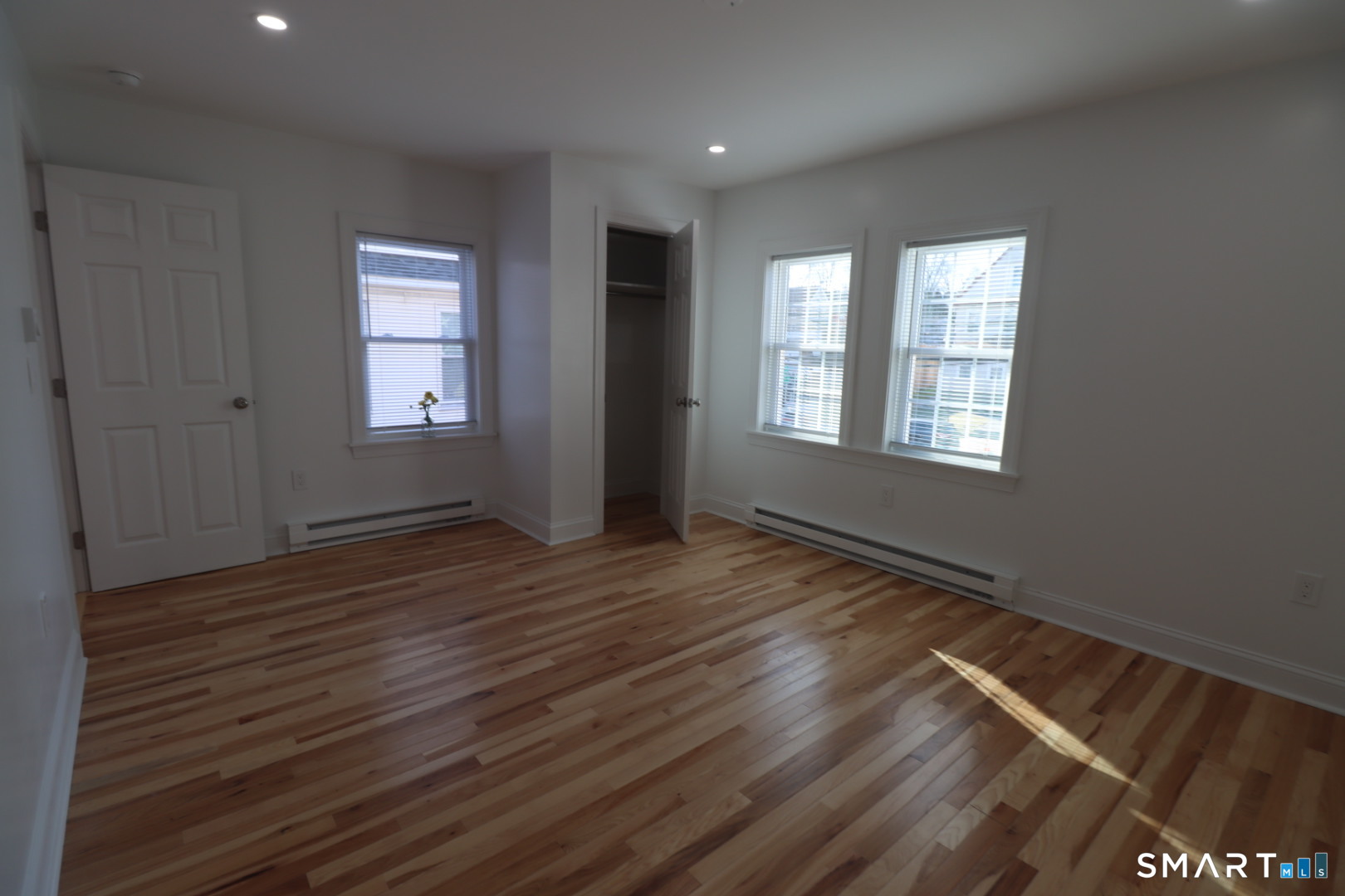 198 Montauk Avenue New London CT 06320