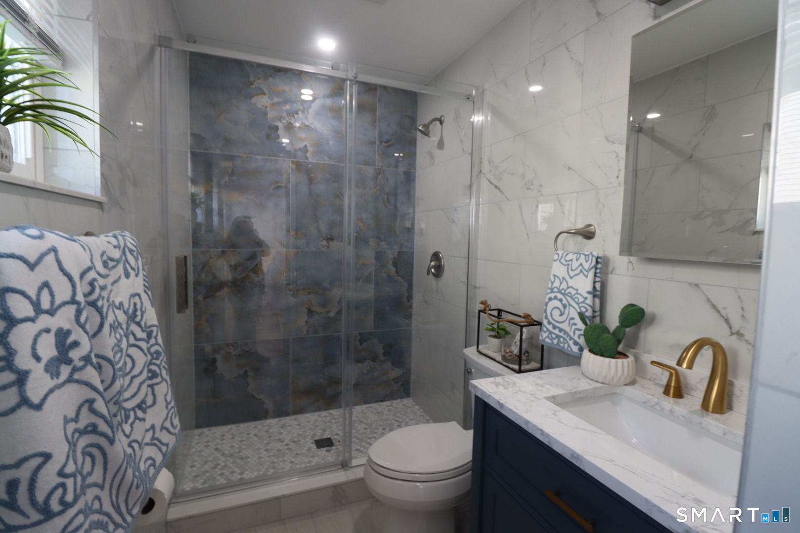 198 Montauk Avenue New London CT 06320