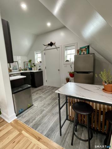 198 Montauk Avenue New London CT 06320