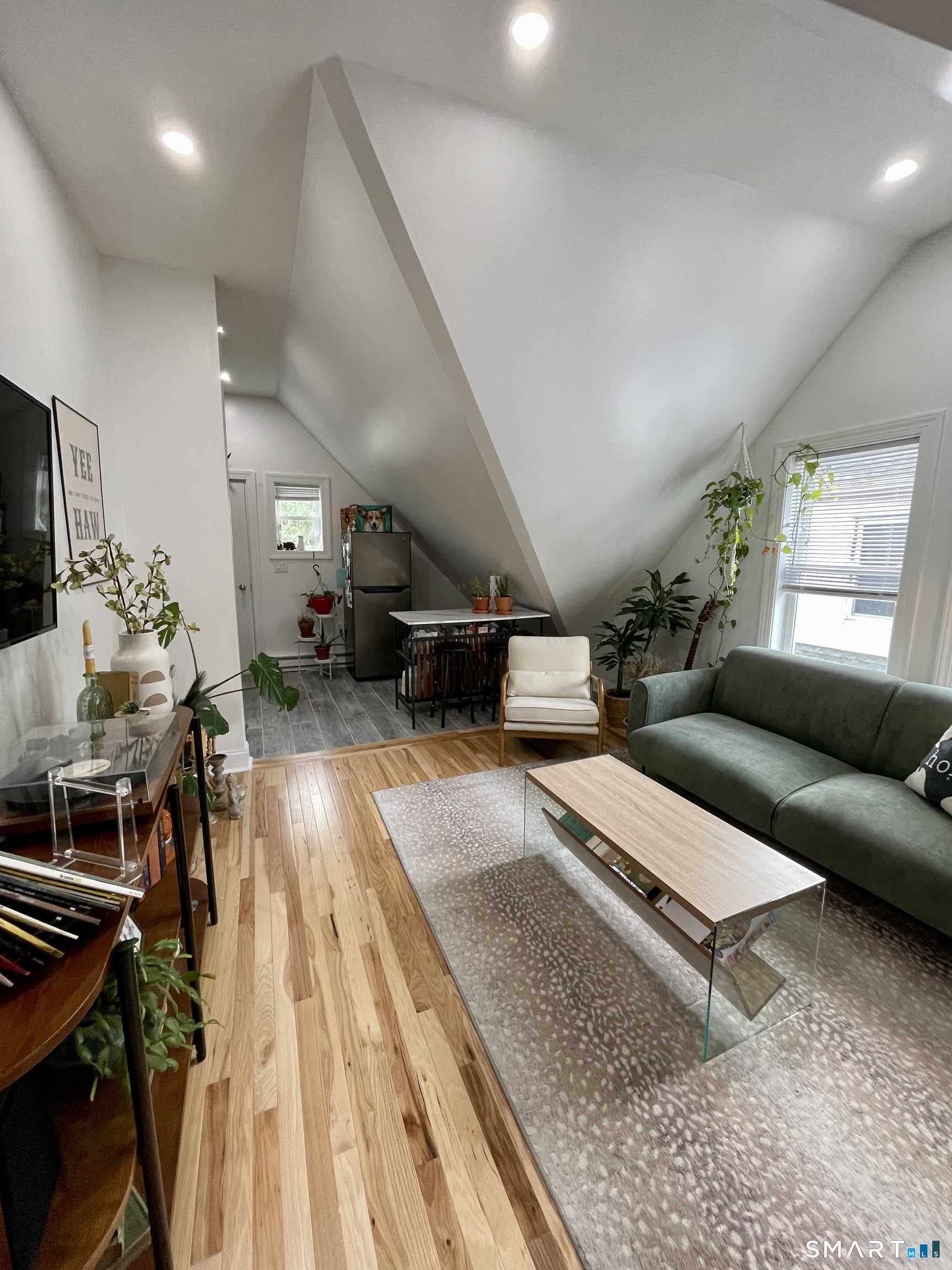 198 Montauk Avenue New London CT 06320