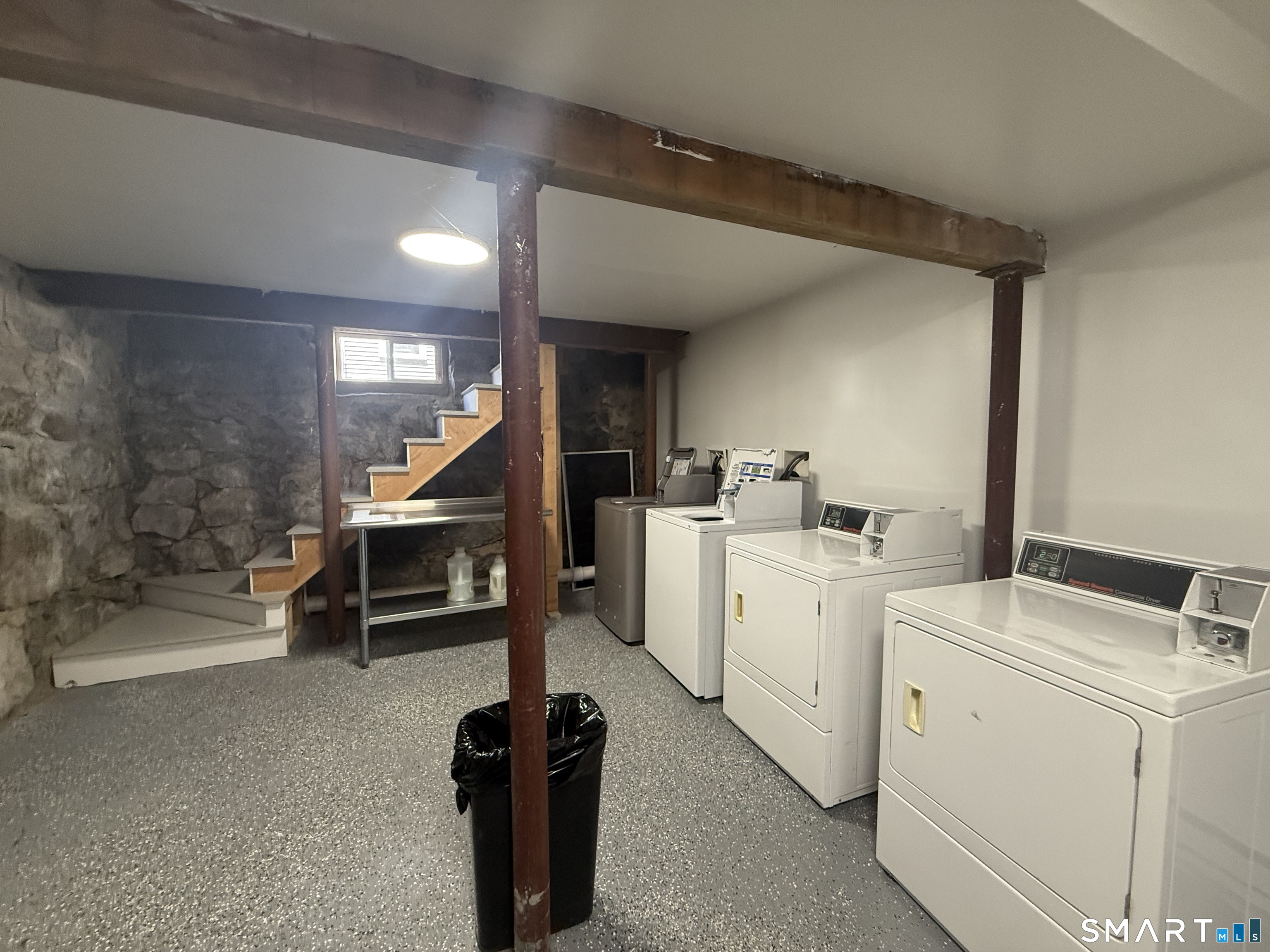 198 Montauk Avenue New London CT 06320