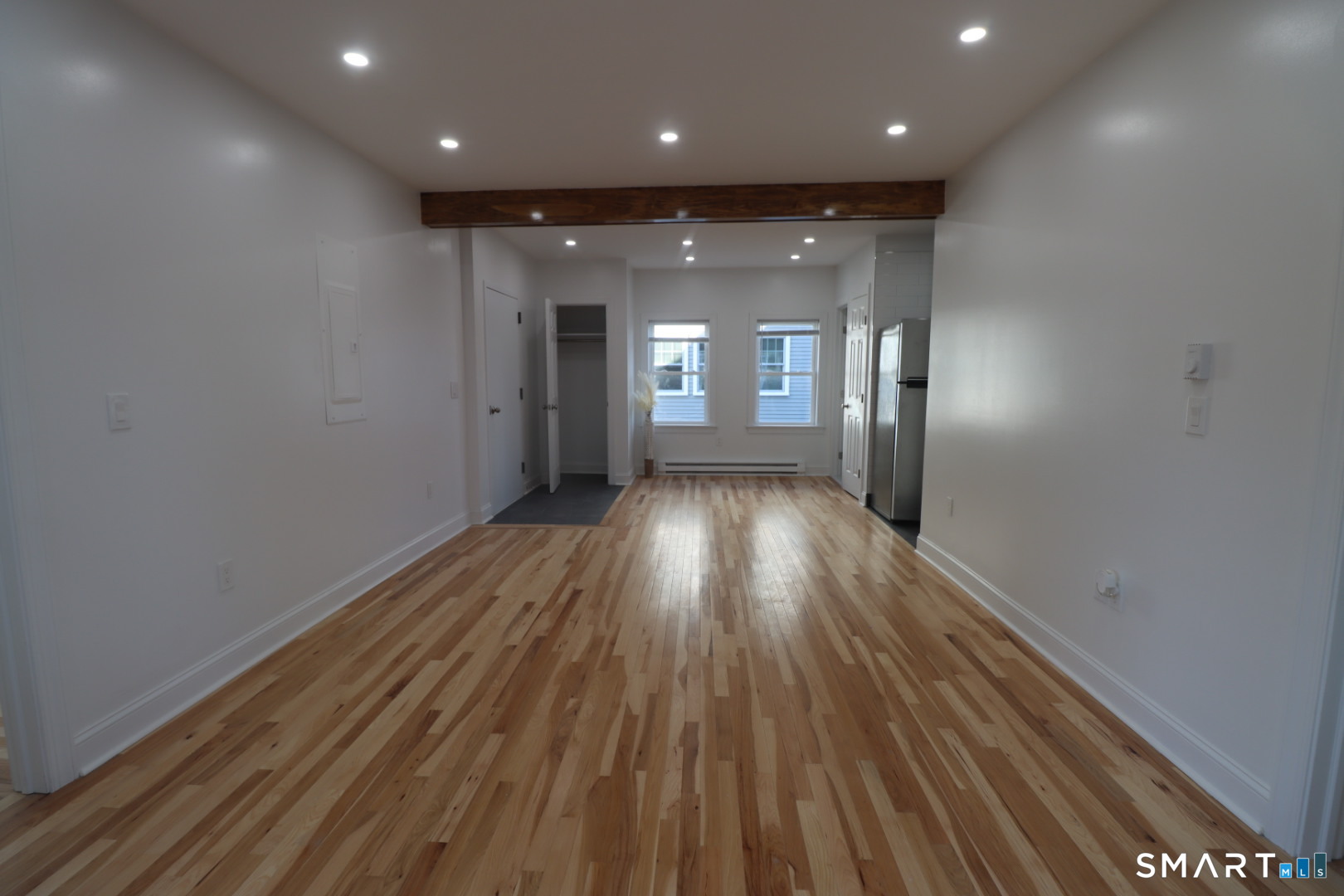 198 Montauk Avenue New London CT 06320