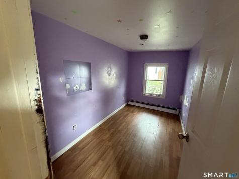 22 Camptown Avenue Derby CT 06418