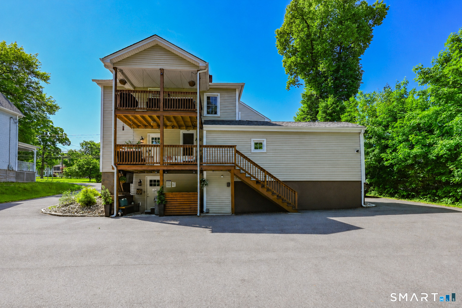 324 Washington Street Middletown CT 06457