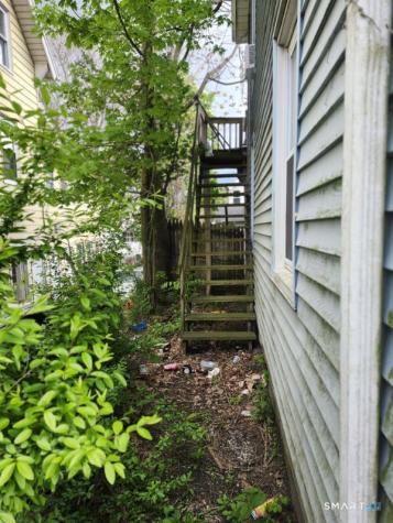 19 Summit Street Waterbury CT 06708