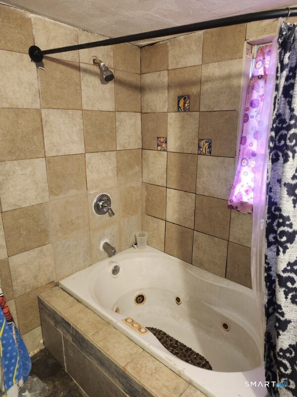 19 Summit Street Waterbury CT 06708