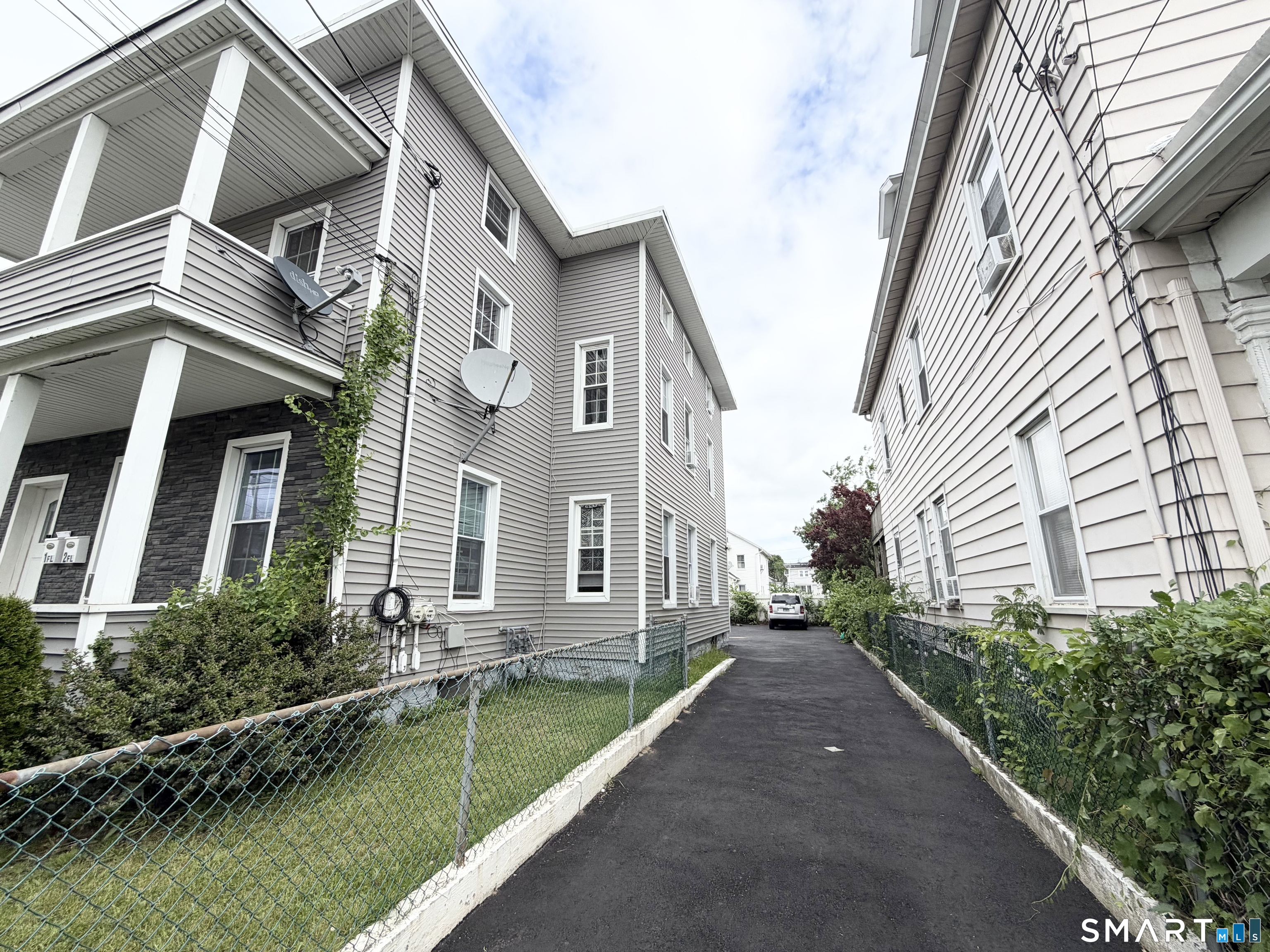 616 Noble Avenue Bridgeport CT 06608