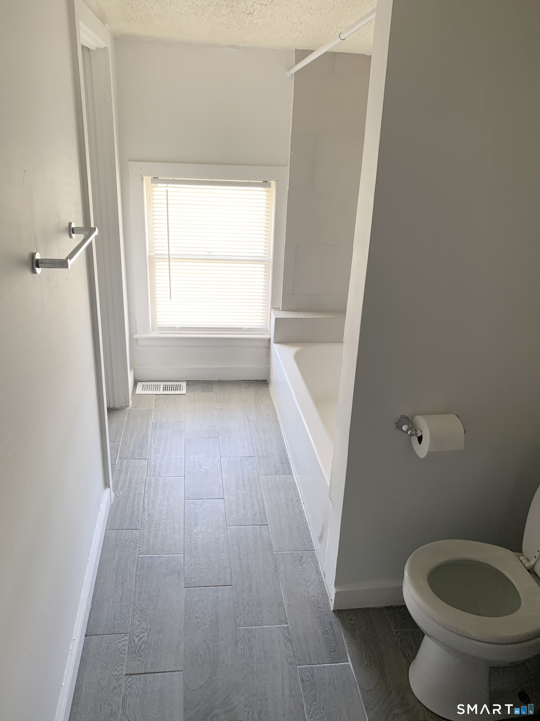 616 Noble Avenue Bridgeport CT 06608
