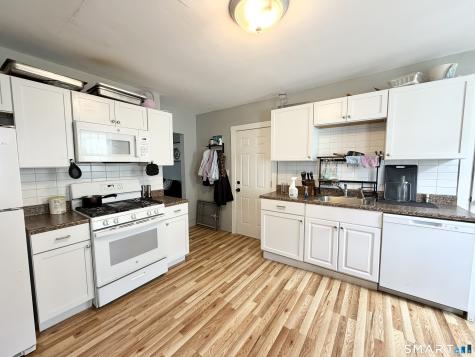 616 Noble Avenue Bridgeport CT 06608