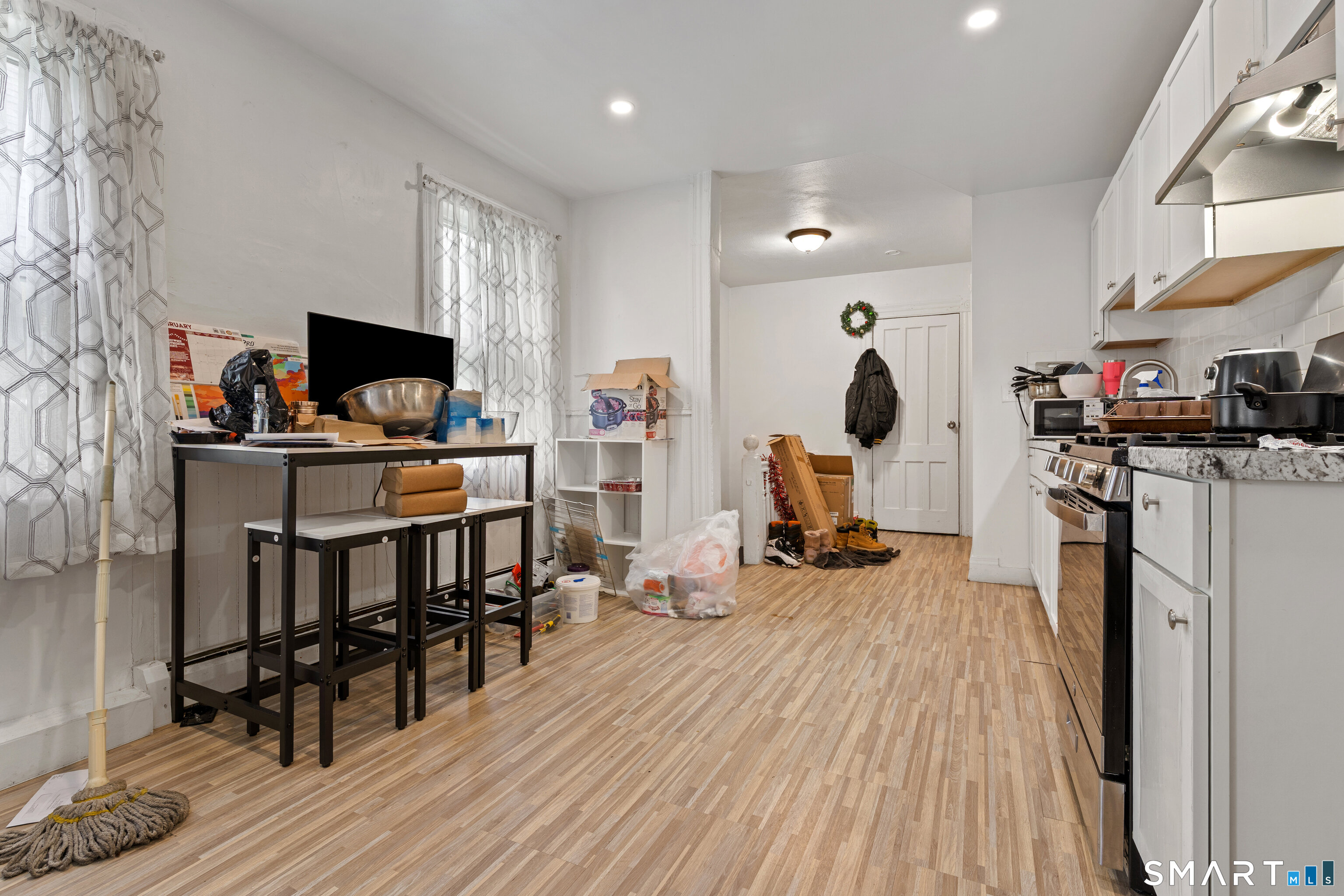 1036-1038 Maplewood Avenue Bridgeport CT 06605