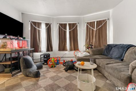 1036-1038 Maplewood Avenue Bridgeport CT 06605