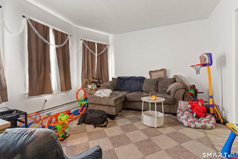 1036-1038 Maplewood Avenue Bridgeport CT 06605