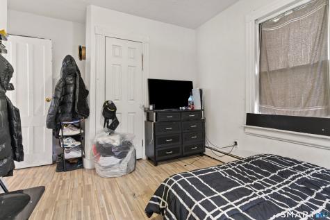 1036-1038 Maplewood Avenue Bridgeport CT 06605